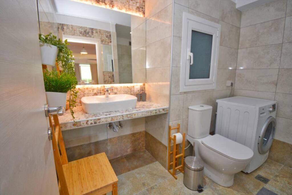 Potamos Deluxe White Apartment Экстерьер фото