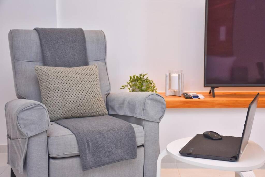 Potamos Deluxe White Apartment Экстерьер фото
